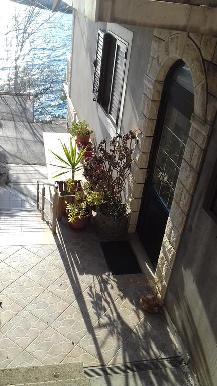 Antonia Apartments Zavalatica Extérieur photo