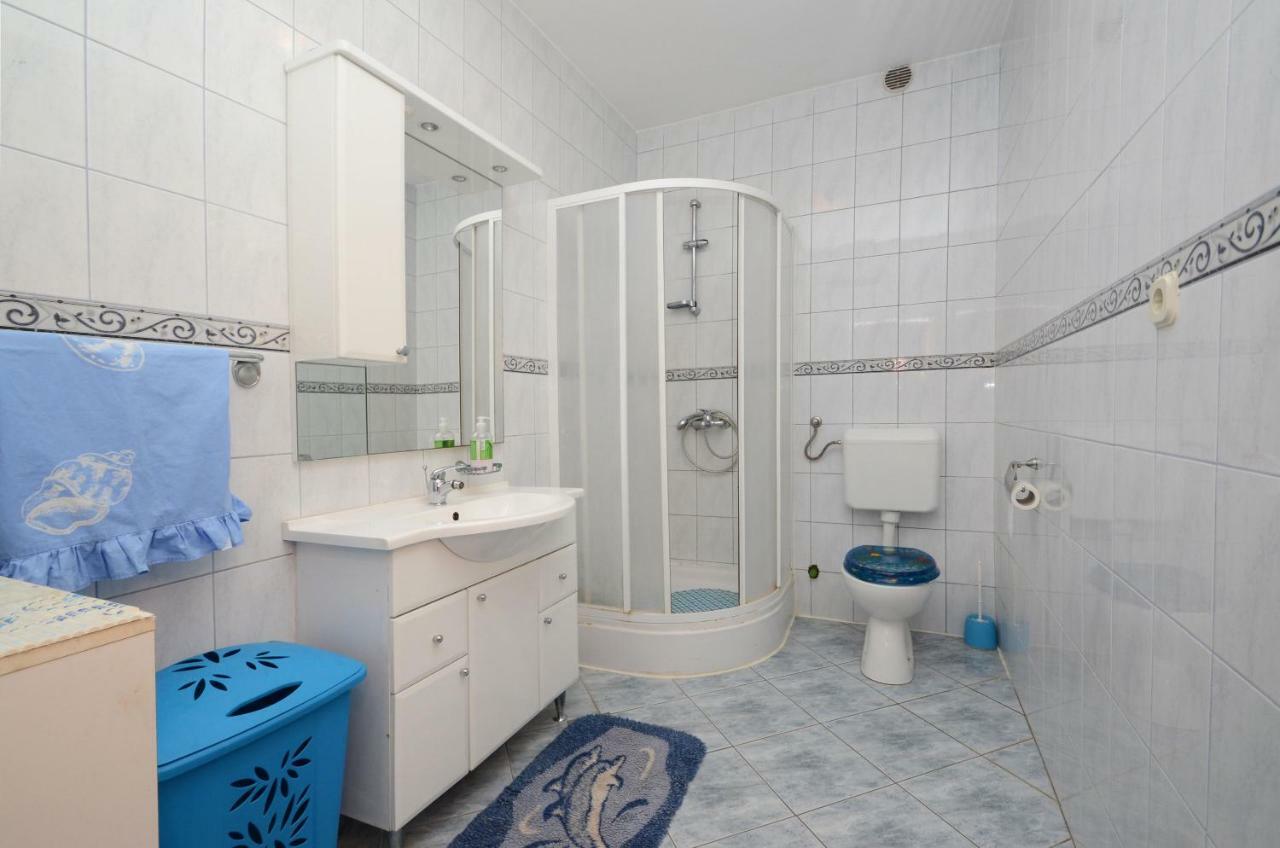 Antonia Apartments Zavalatica Extérieur photo